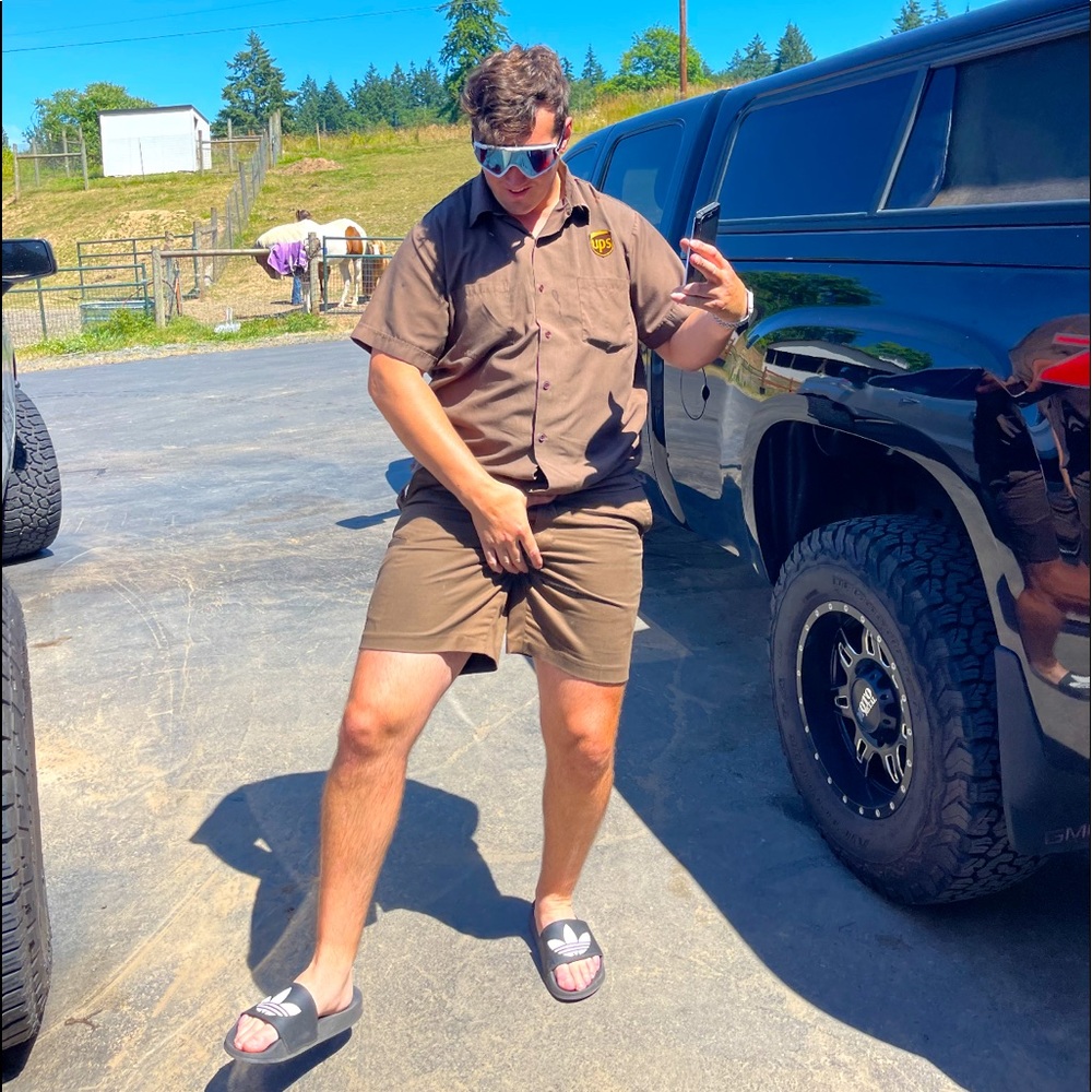 Meet your Posher, Cody